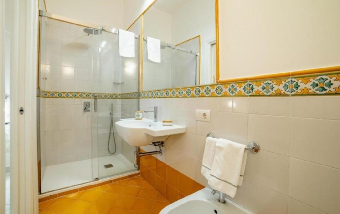 La Dolce Vita Ravello - Two Bedroom Apt With Sea View Terrace Kültér fotó